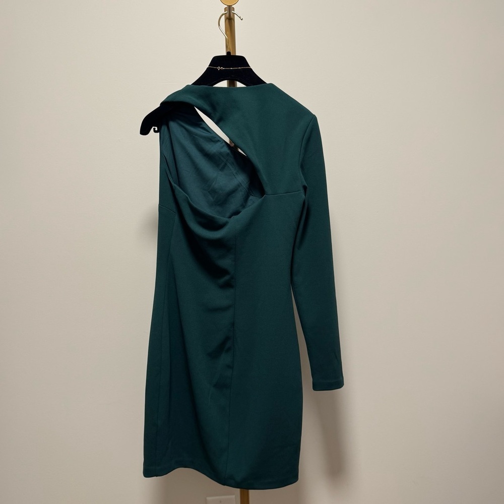 ✨Dynamite One Shoulder Dress – Emerald Green | Size Small✨​​ - Picture 4 of 8
